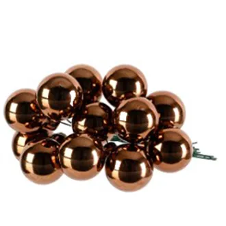 Glass balls on a wire 371547