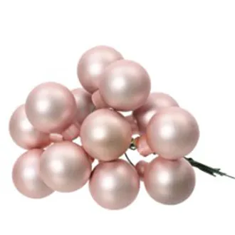 Glass balls on a wire 371557