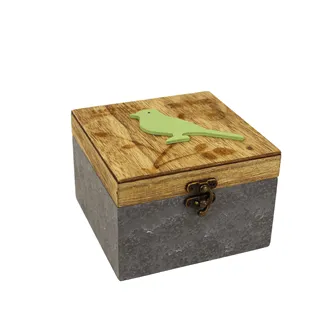 Wooden box D1101