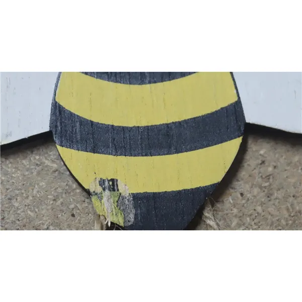 Bee for hanging, 2. quality D5000