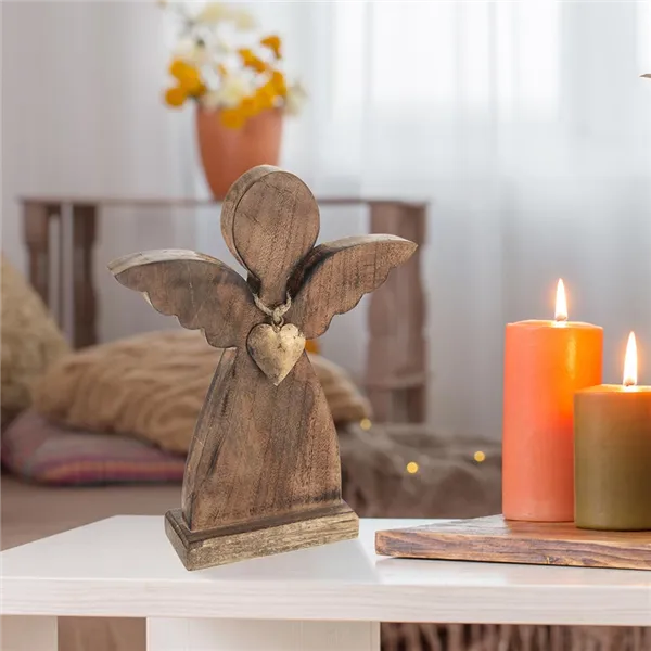 Angel made of wood with a metal heart O0363