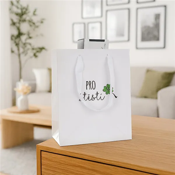 Paper gift bag For Good Luck 18x10x23 cm 