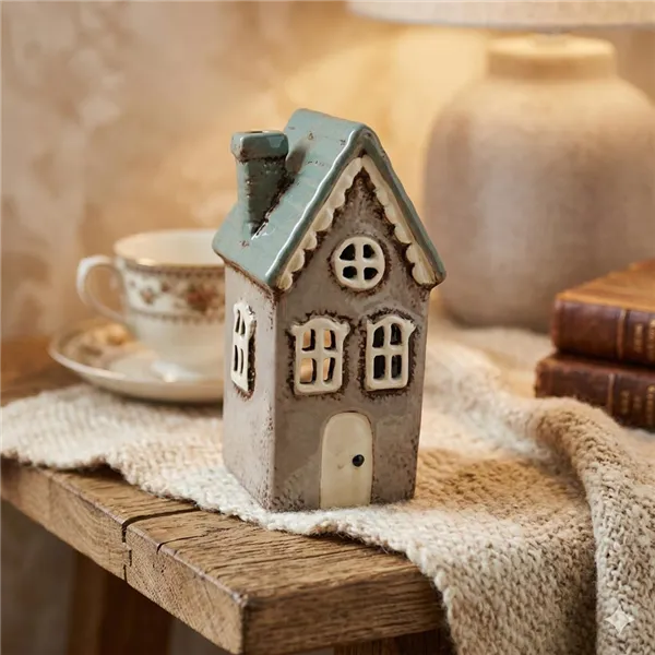 Candle house X8661